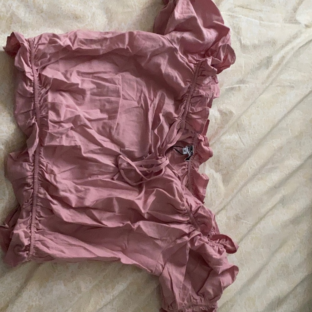 Cropped pink off shoulder top